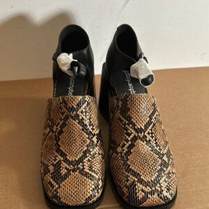 Jeffrey Campbell Women's Black and Brown Snake Print Shoes size 7